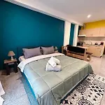 Dodekaniso Exclusive Suites *